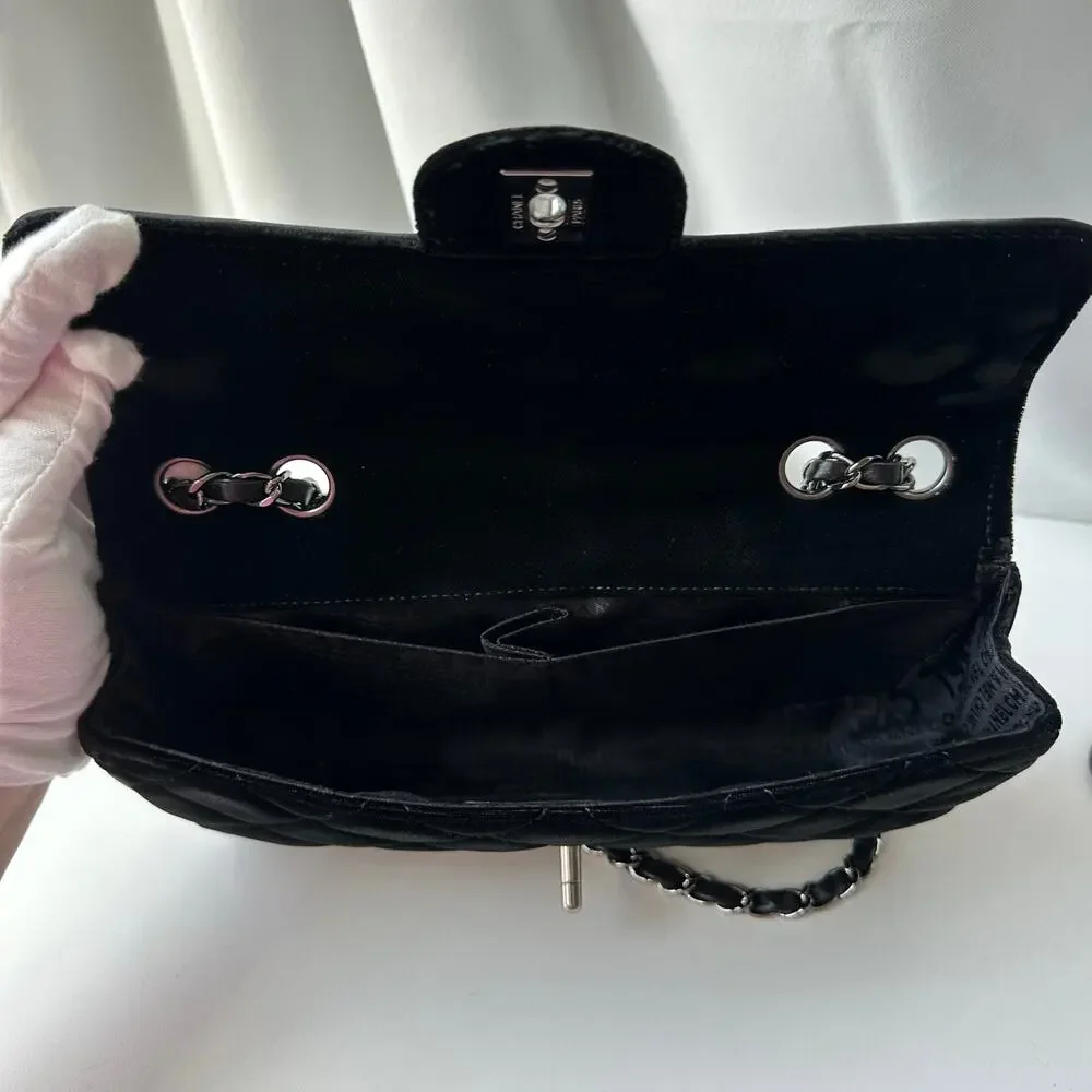 Chanel Matelassé CC Black Velvet East West Baguette Flap Bag SHW 05/06